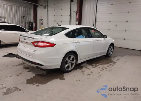 2016 Ford Fusion Se z USA, uszkodzony, nr VIN 3FA6P0HD2GR153038